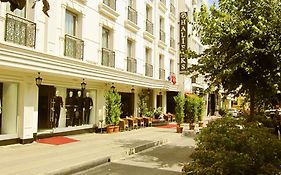 Halifaks Hotel Istanbul